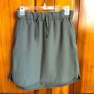 Lululemon On The Fly Skirt - Woven